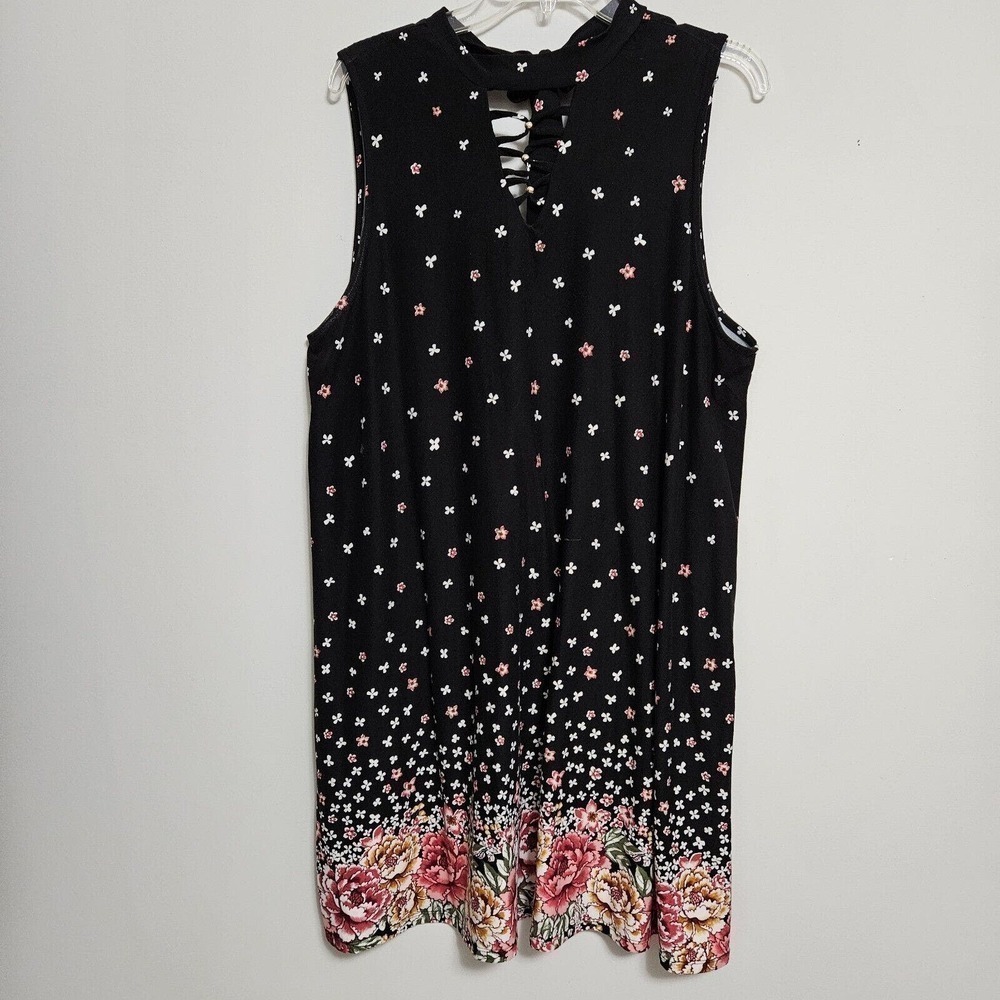 No Boundries Sleeveless Dress size 3X (21) Juniors Black Floral Pullover